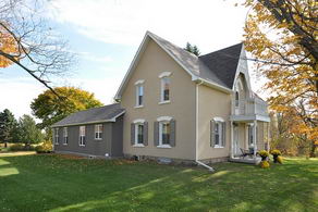 Exterior View - Country homes for sale and luxury real estate including horse farms and property in the Caledon and King City areas near Toronto